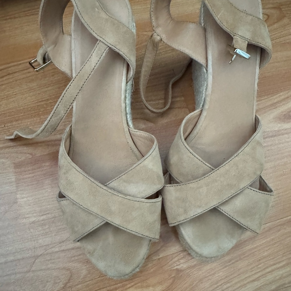 Chic Tan Espadrille Sandals for Women